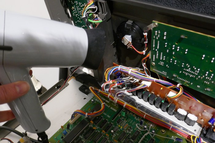 02-GentlyWarmOldPlastic