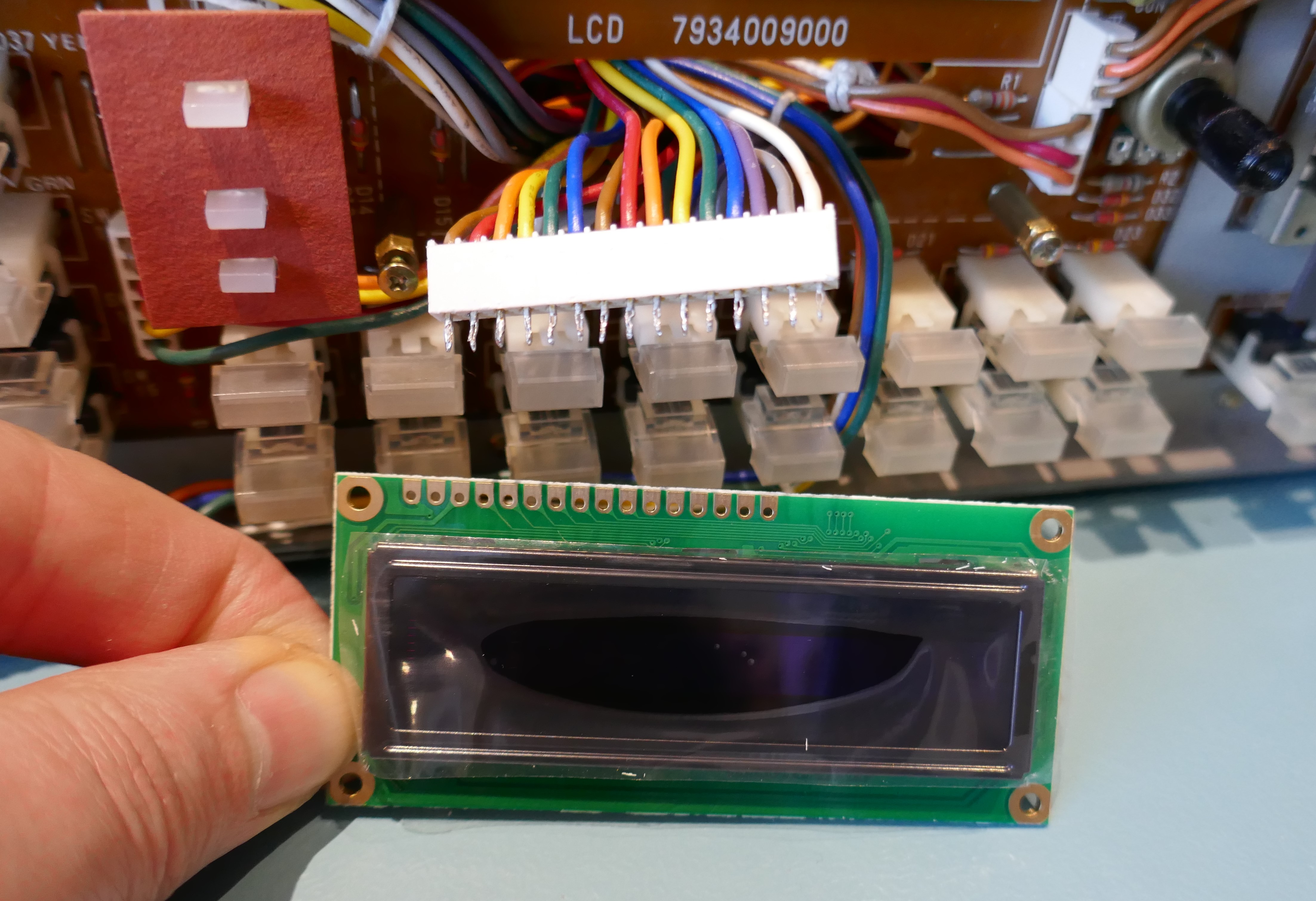 5-ReplacementOLEDClose