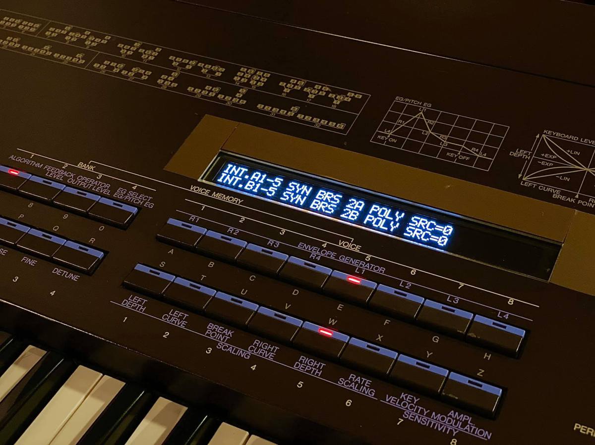 Replacement OLED display for Yamaha DX5