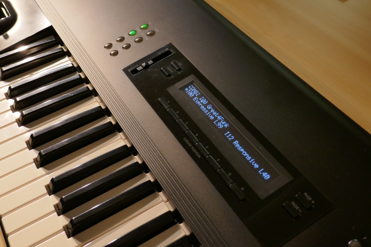 Korg M1 Replacement OLED Display