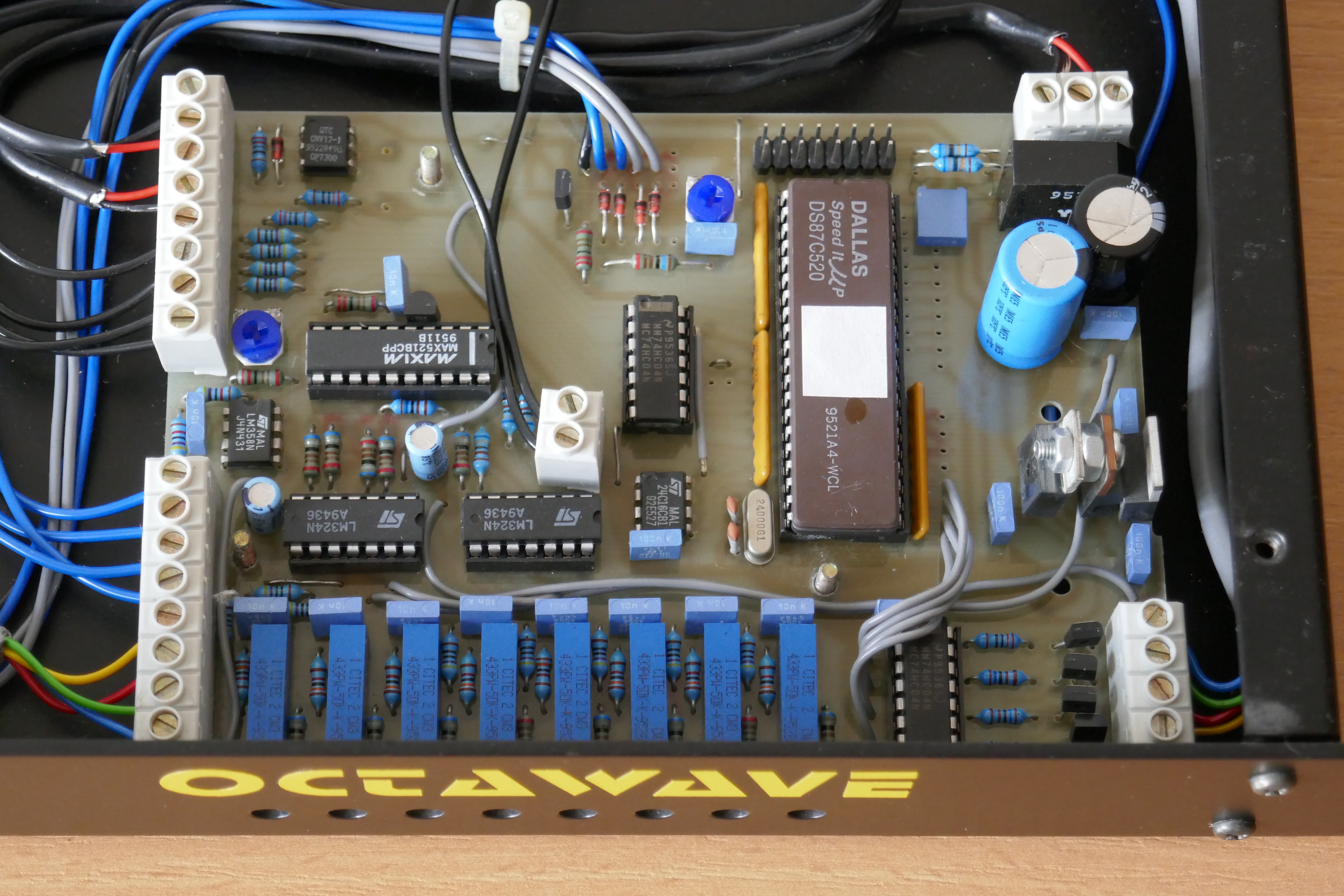8-Octawave Mainboard