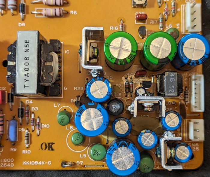 Yamaha DX5 PSU Close Up