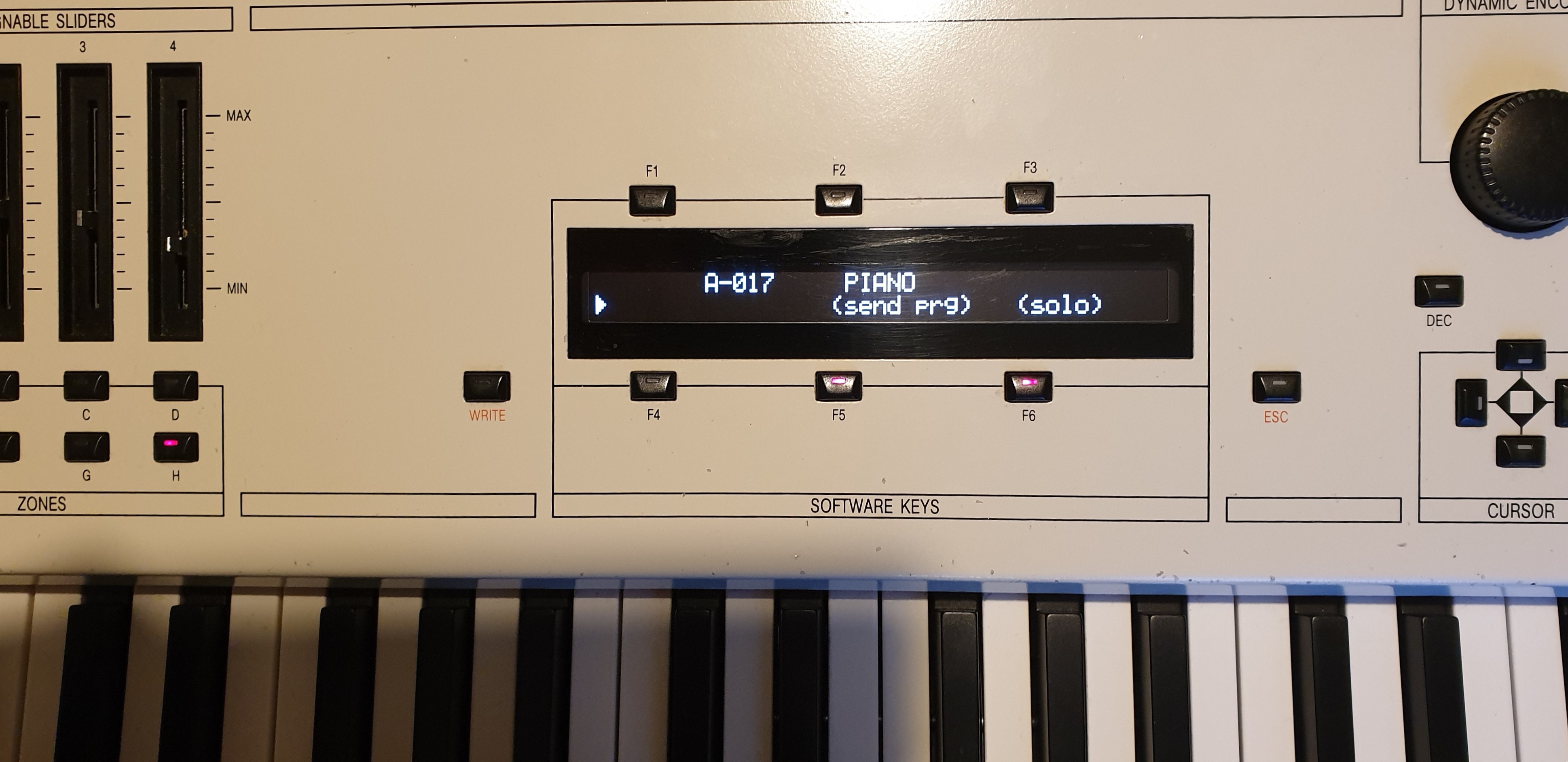 MC2000 Front Panel with Super Synth projects OLED
